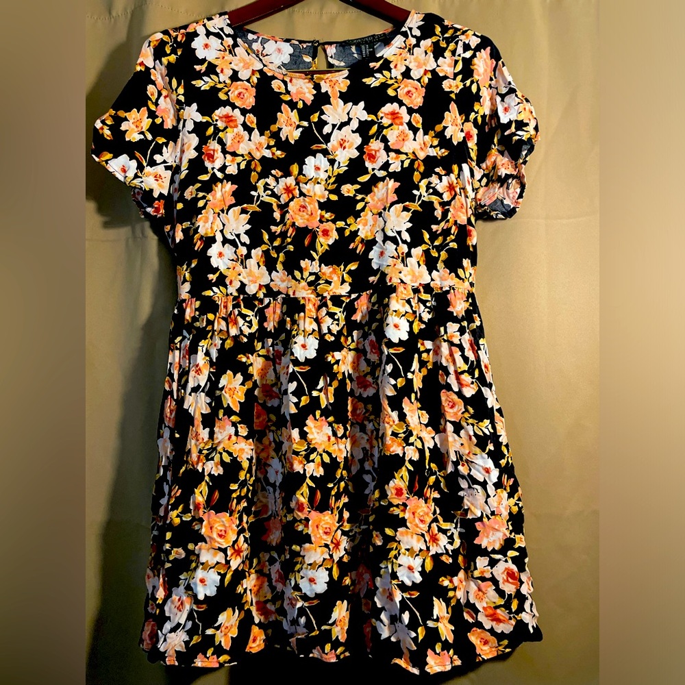 Forever 21 Plus Women's Short Cap Sleeve Floral Baby Doll Dress Size 1X